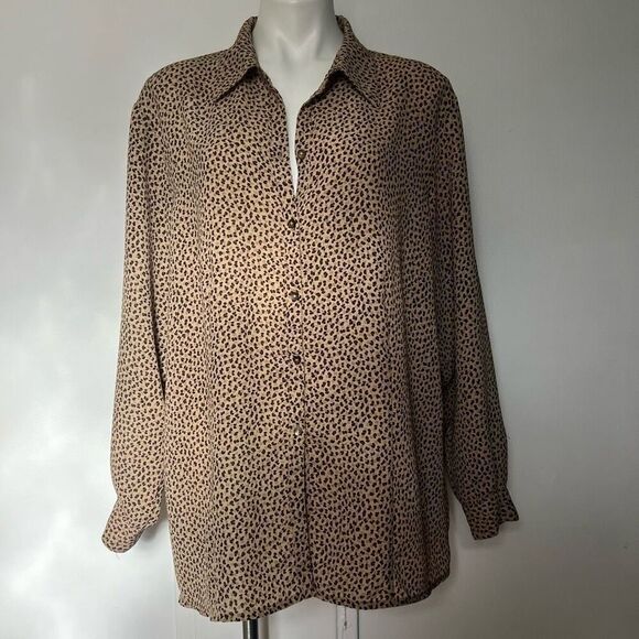 Liz Claiborne animal print long sleeve button down top - Picture 1 of 6